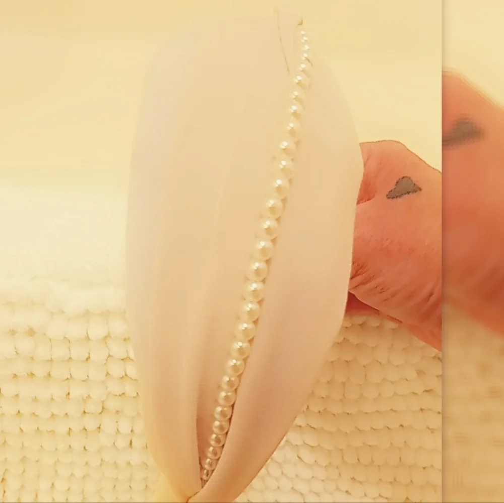 Preppy Elegant Pink Houndstooth & Pearl Knotted Wide Headband